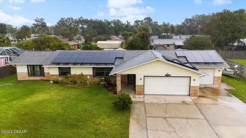 2723 Pine Tree Dr, Edgewater, FL 32141 photo 4