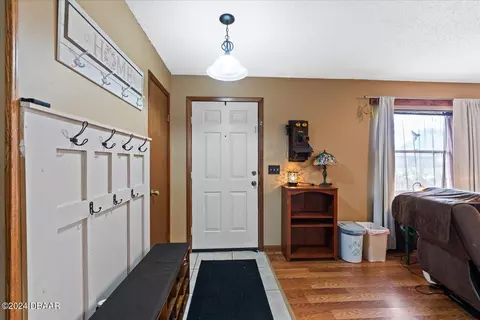2723 Pine Tree Dr, Edgewater, FL 32141 photo 7