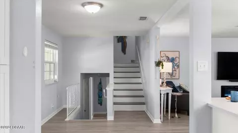 Entry Way - 92 Ann Rustin Dr, Ormond Beach, FL 32176 photo 3 of 4