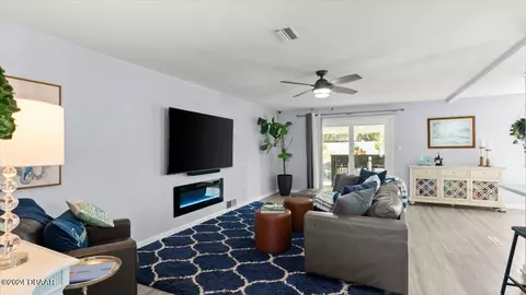 Living - 92 Ann Rustin Dr, Ormond Beach, FL 32176 photo 2 of 2