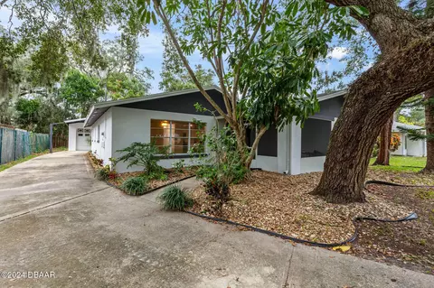 210 Sandy Ln, New Smyrna Beach, FL 32168