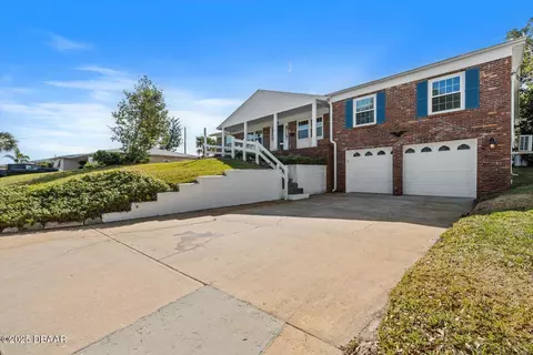 46 Kathy Dr, Ormond Beach, FL 32176 photo 2