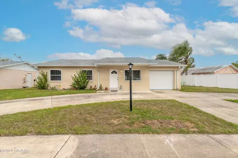 1304 Fairway Ave, Ormond Beach, FL 32174