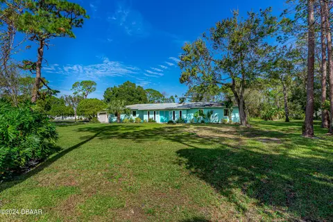 Exterior - 605 Orchard Ave, Ormond Beach, FL 32174 photo 4 of 12