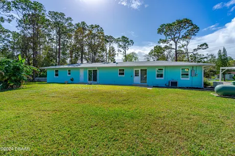 Exterior - 605 Orchard Ave, Ormond Beach, FL 32174 photo 6 of 12