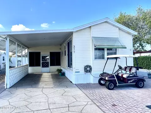377 Pansy St, Davenport, FL 33837