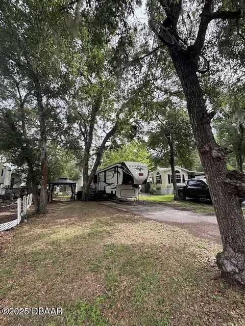 25197 NE 142nd Lot 205 Pl, Salt Springs, FL 32134
