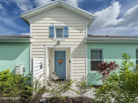 320 Low Tide Ln, Daytona Beach, FL 32124