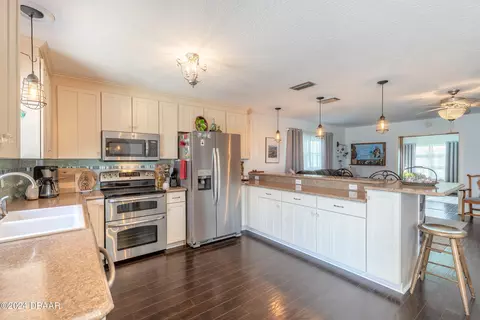 2139 S Central Ave, Flagler Beach, FL 32136 photo 9