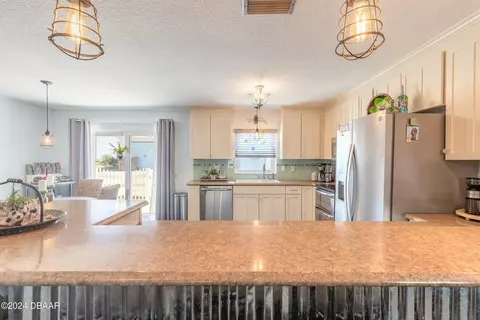 2139 S Central Ave, Flagler Beach, FL 32136 photo 8