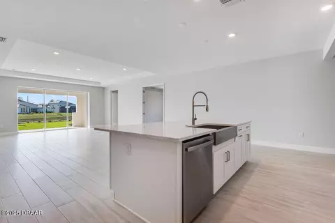 2956 Arranmore Dr, Ormond Beach, FL 32174 photo 4