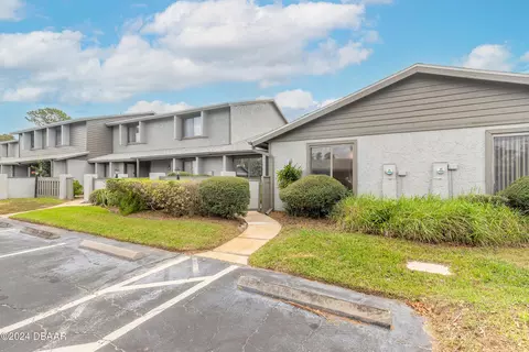 251 Orange Grove Dr #2, Ormond Beach, FL 32174