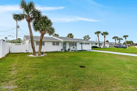 Exterior - 16 Kathy Dr, Ormond Beach, FL 32176 photo 1 of 9