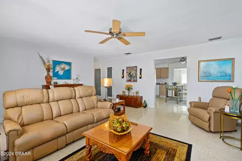 Living - 16 Kathy Dr, Ormond Beach, FL 32176 photo 4 of 6