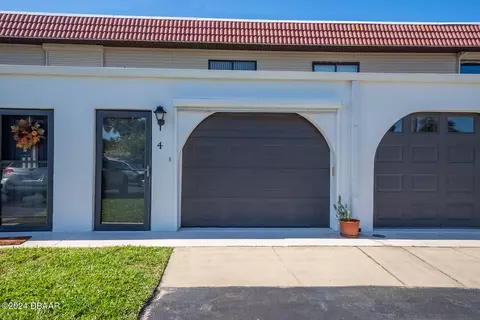 4 N Ocean Palm Villa, Flagler Beach, FL 32136
