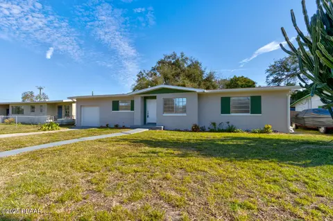 551 Mark Ave, Daytona Beach, FL 32114