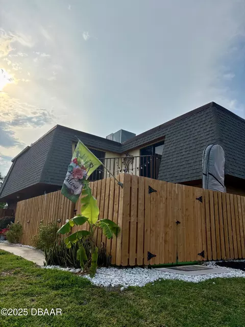 114 Cedar Dunes Dr, New Smyrna Beach, FL 32169