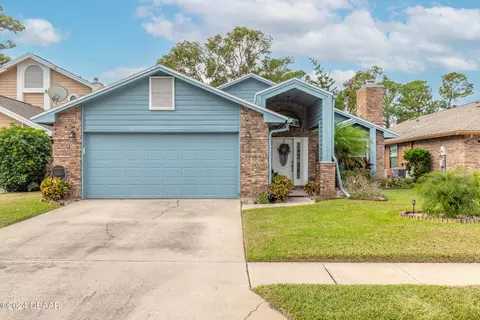 913 Silver Leaf Pl, Port Orange, FL 32127