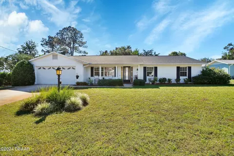 51 Pine Dr, Debary, FL 32713