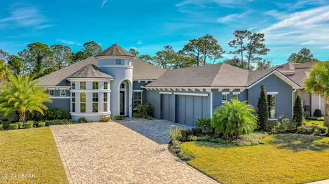 2439 Hyatt Creek Ln, Port Orange, FL 32128