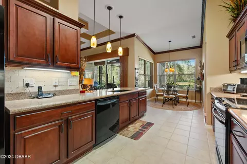 Kitchen - 1324 Harwick Ln, Ormond Beach, FL 32174 photo 2 of 7