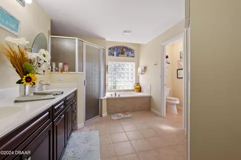 Bath - 1324 Harwick Ln, Ormond Beach, FL 32174 photo 1 of 5