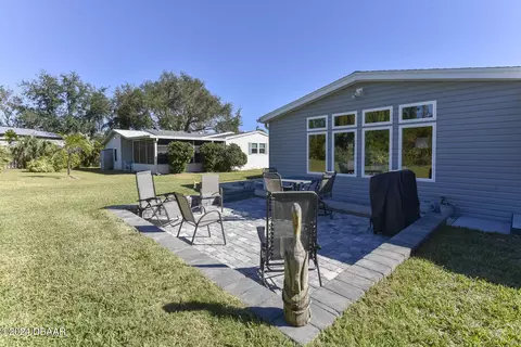 634 Portside Ln, Edgewater, FL 32141 photo 5