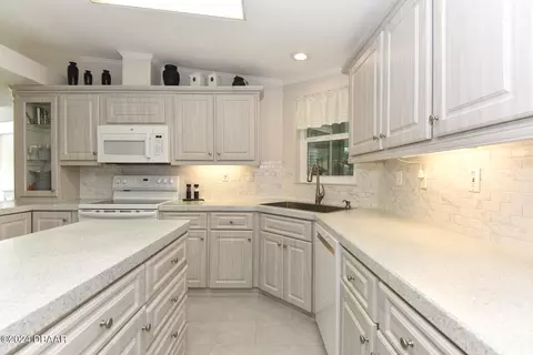 634 Portside Ln, Edgewater, FL 32141 photo 23
