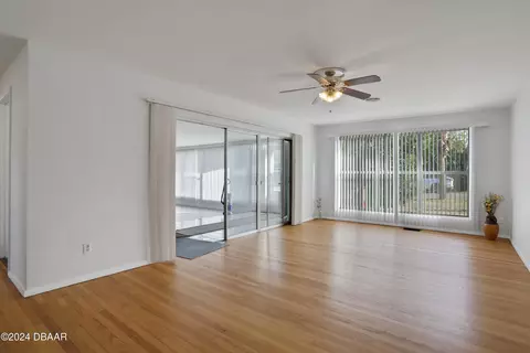 Living - 95 Ormond Pkwy, Ormond Beach, FL 32176 photo 3 of 8