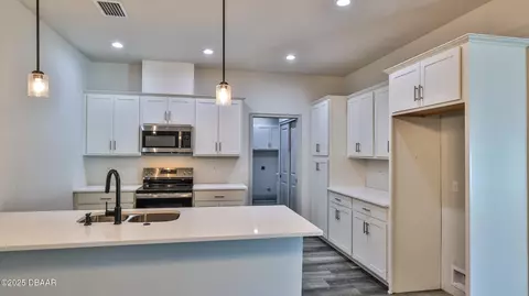 Kitchen - 1428 Willow Oak Dr, Edgewater, FL 32132 photo 1 of 2