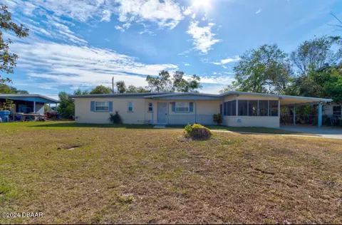 1317 Forest Ridge Dr, Daytona Beach, FL 32117
