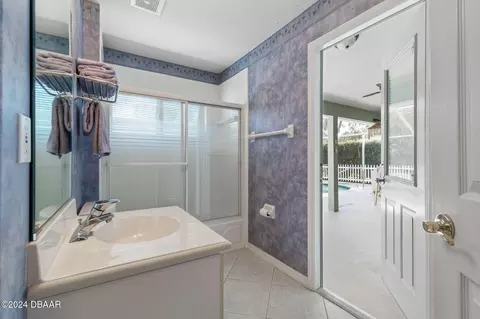 Bath - 72 Kingsley Ln, Ormond Beach, FL 32174 photo 4 of 4