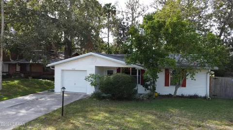 1904 Vernon Pl, Daytona Beach, FL 32119