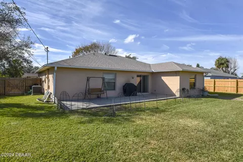 Exterior - 1819 India Palm Dr, Edgewater, FL 32132 photo 6 of 14