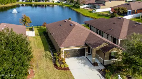 289 Tuscany Chase Dr, Daytona Beach, FL 32117