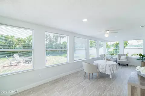 Exterior - 863 Marvin Rd, Ormond Beach, FL 32176 photo 2 of 6