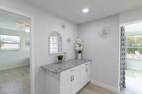Entry Way - 863 Marvin Rd, Ormond Beach, FL 32176 photo 1 of 2