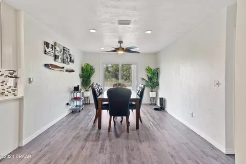 Dining - 2003 12th St, Edgewater, FL 32132 photo 1 of 2