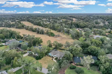 View/Area - 111 Rio Pinar Dr, Ormond Beach, FL 32174 photo 2 of 10