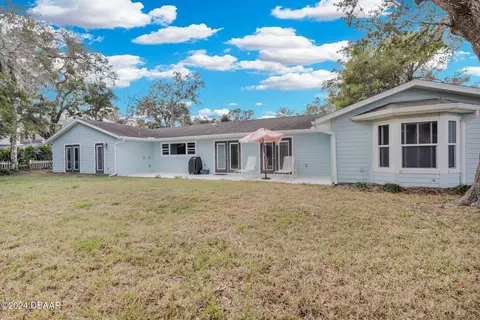 Exterior - 111 Rio Pinar Dr, Ormond Beach, FL 32174 photo 2 of 3
