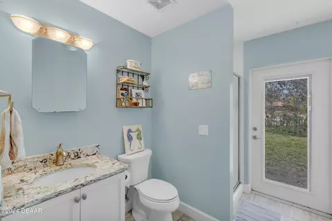 Bath - 111 Rio Pinar Dr, Ormond Beach, FL 32174 photo 8 of 9