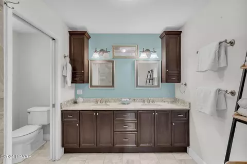 Bath - 111 Rio Pinar Dr, Ormond Beach, FL 32174 photo 2 of 9