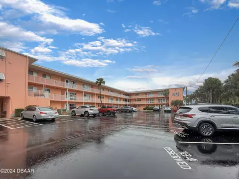 721 S Beach St #106A, Daytona Beach, FL 32114