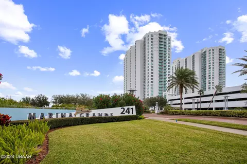 241 Riverside Dr #507, Daytona Beach, FL 32117