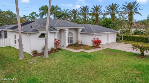5976 Sawgrass Point Dr, Port Orange, FL 32128