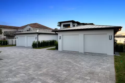 Exterior - 518 Riverside Dr, Ormond Beach, FL 32176 photo 18 of 18