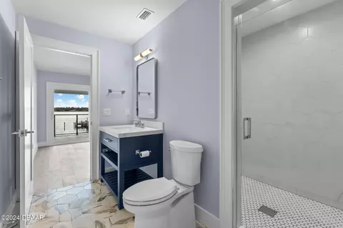 Bath - 518 Riverside Dr, Ormond Beach, FL 32176 photo 15 of 19