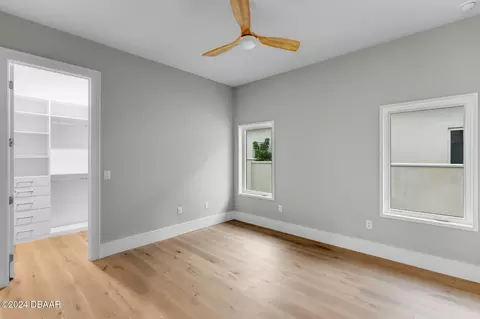 Bedroom - 518 Riverside Dr, Ormond Beach, FL 32176 photo 3 of 11
