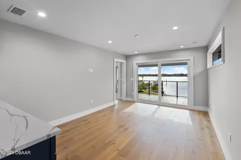 Living - 518 Riverside Dr, Ormond Beach, FL 32176 photo 13 of 13