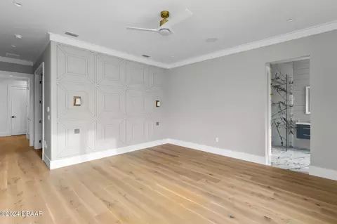 Bedroom - 518 Riverside Dr, Ormond Beach, FL 32176 photo 1 of 11